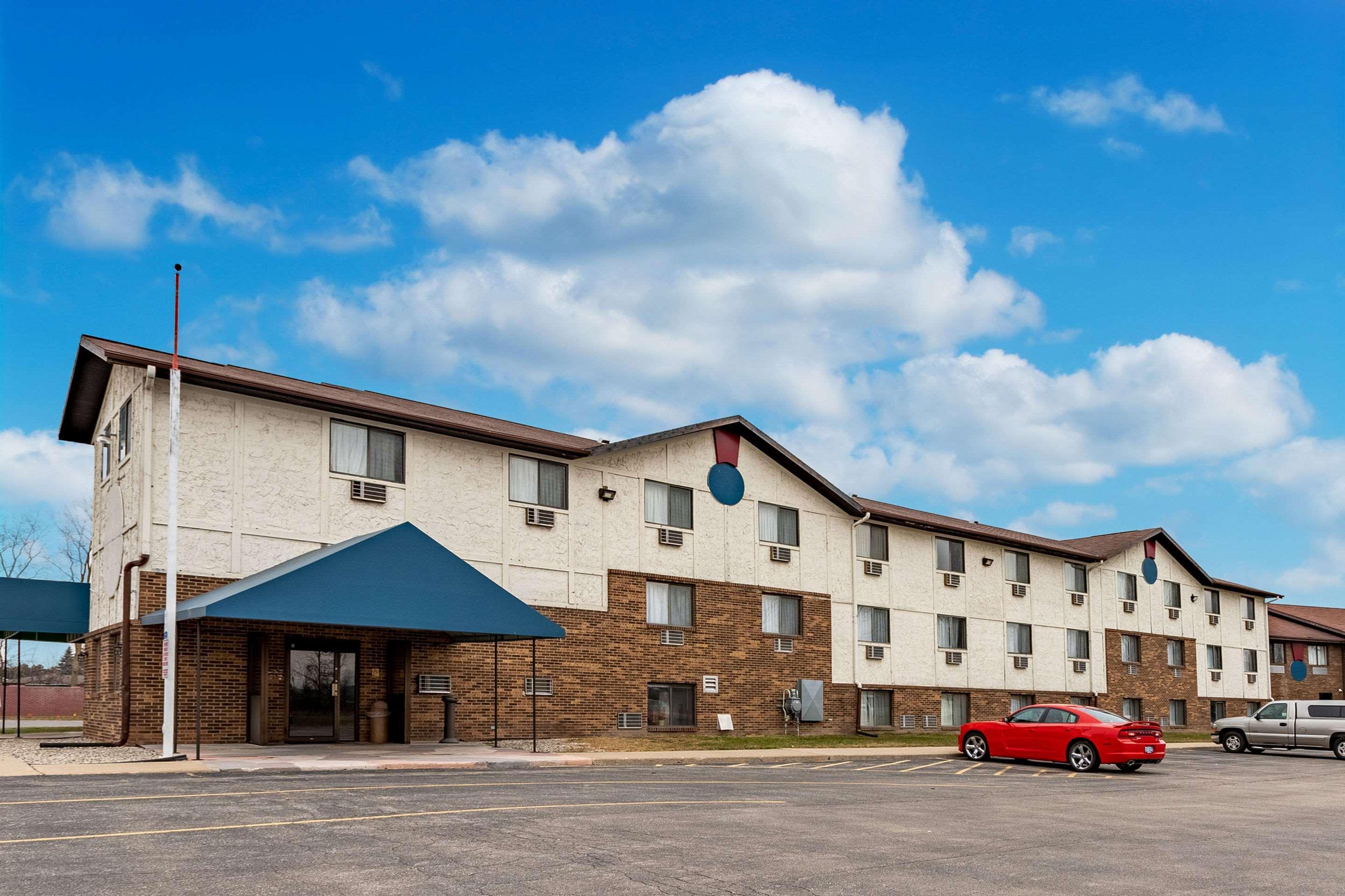 Econo Lodge Inn & Suites Auburn Экстерьер фото